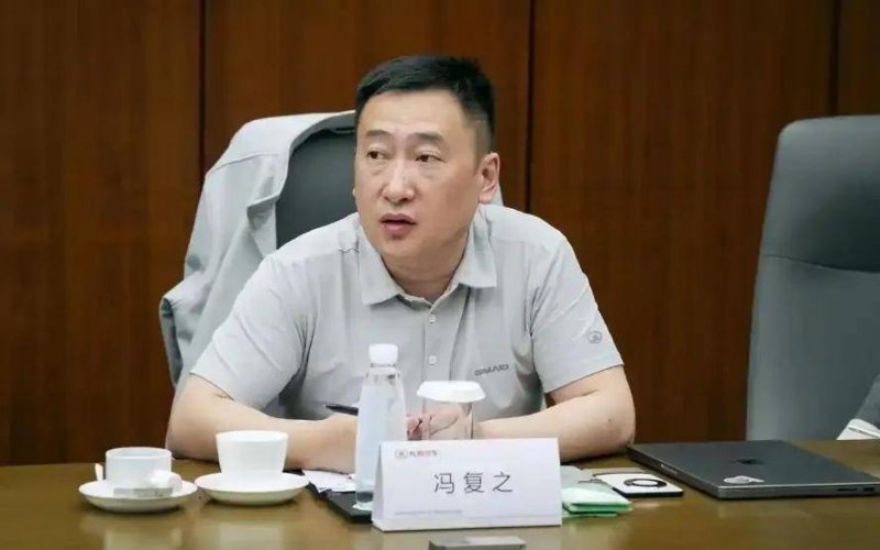 太阳双层暗条形成机制有新解